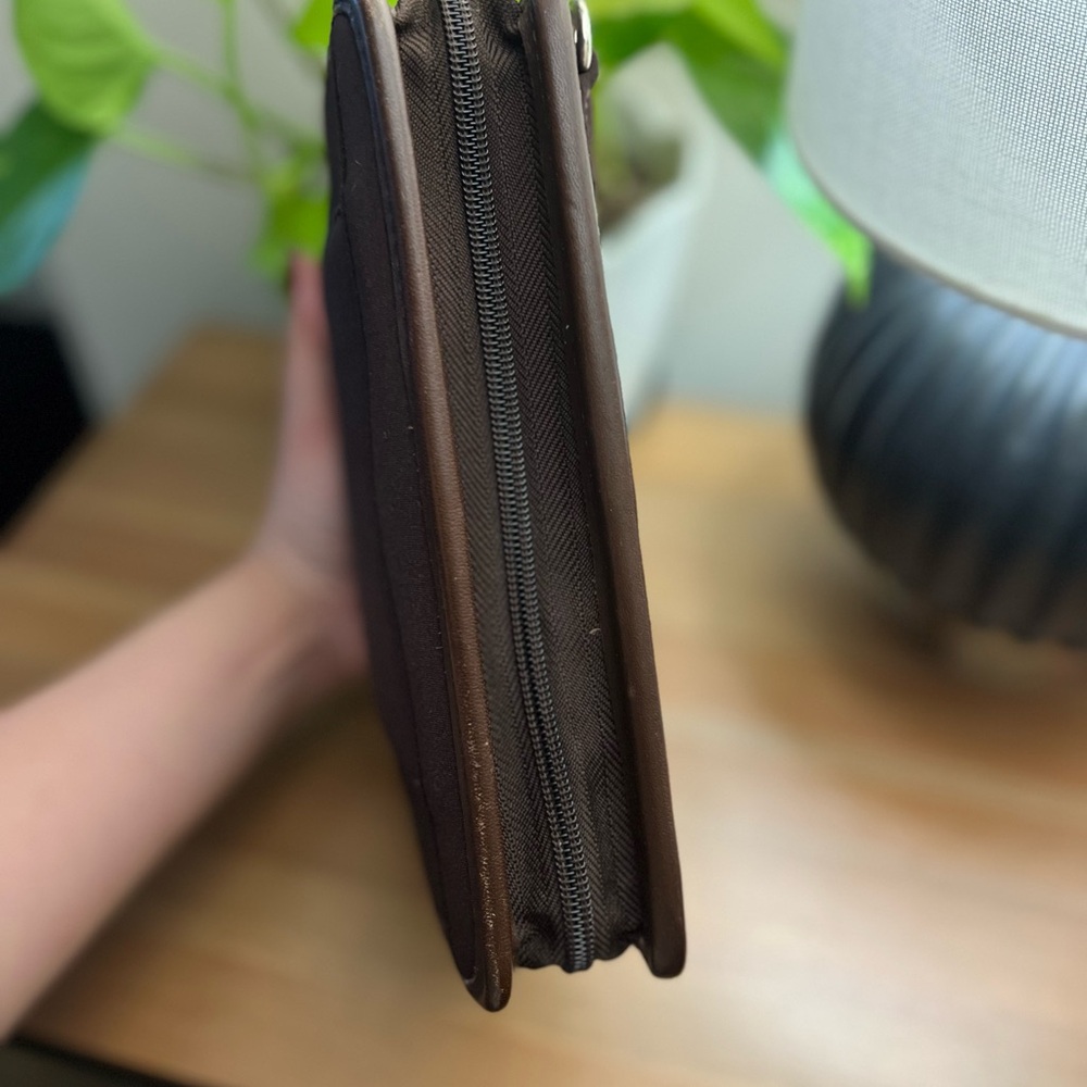 Franklin Covey Brown Planner Binder Cover | Microfiber w/ Napa Leather Trim 🤎 - Picture 10 of 16
